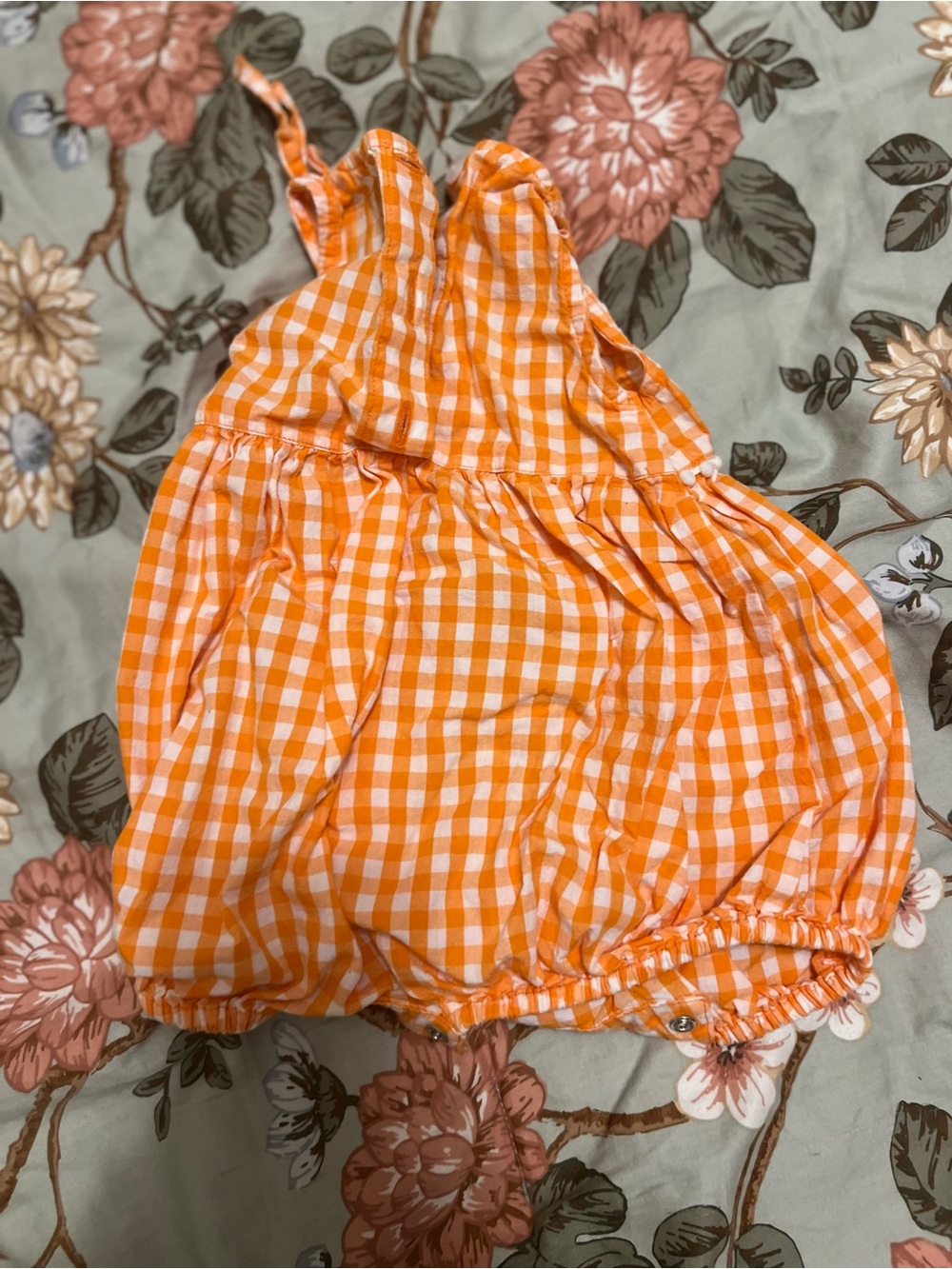 University of Tennessee T Orange and White Gingham Baby Romper - Picture 3 of 3